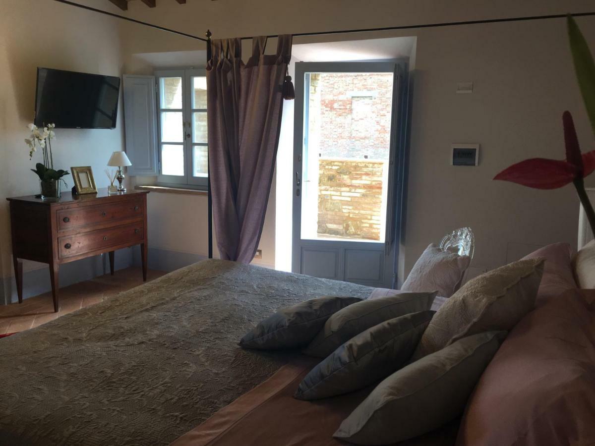Cordella In Montalcino Wine Resort Eksteriør billede
